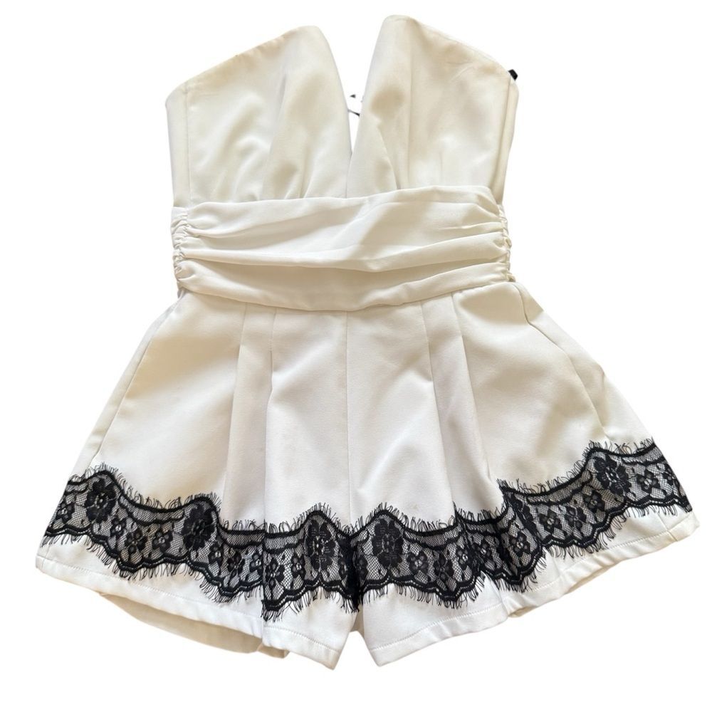 NBD Strapless Lace Sexy Short Romper XS